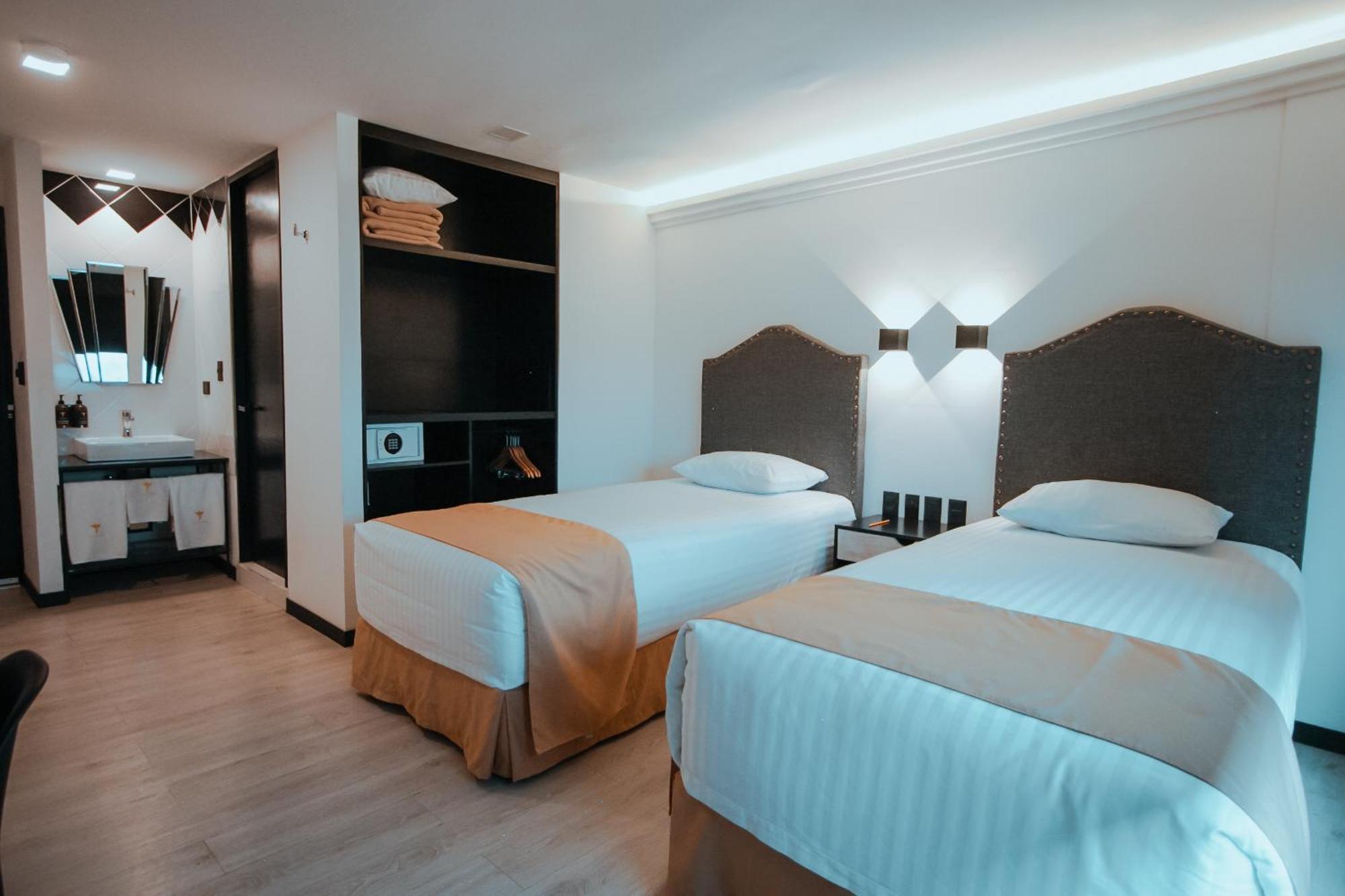 Hotel Tamara Puebla Ngoại thất bức ảnh